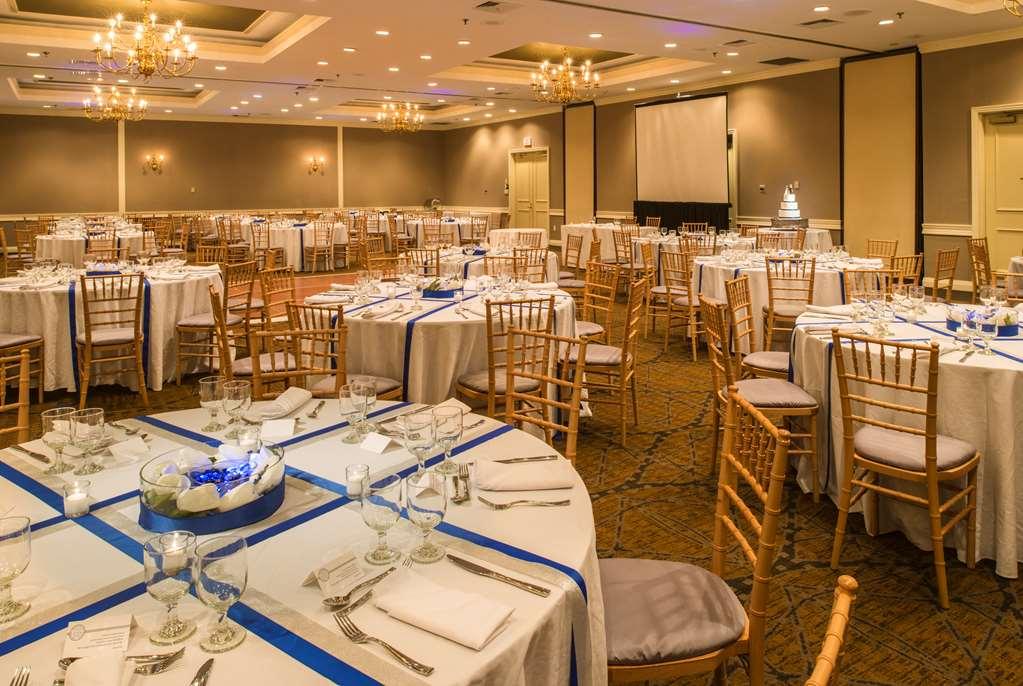 Doubletree By Hilton Raleigh Durham Airport At Research Triangle Park Hotel Fasilitas foto