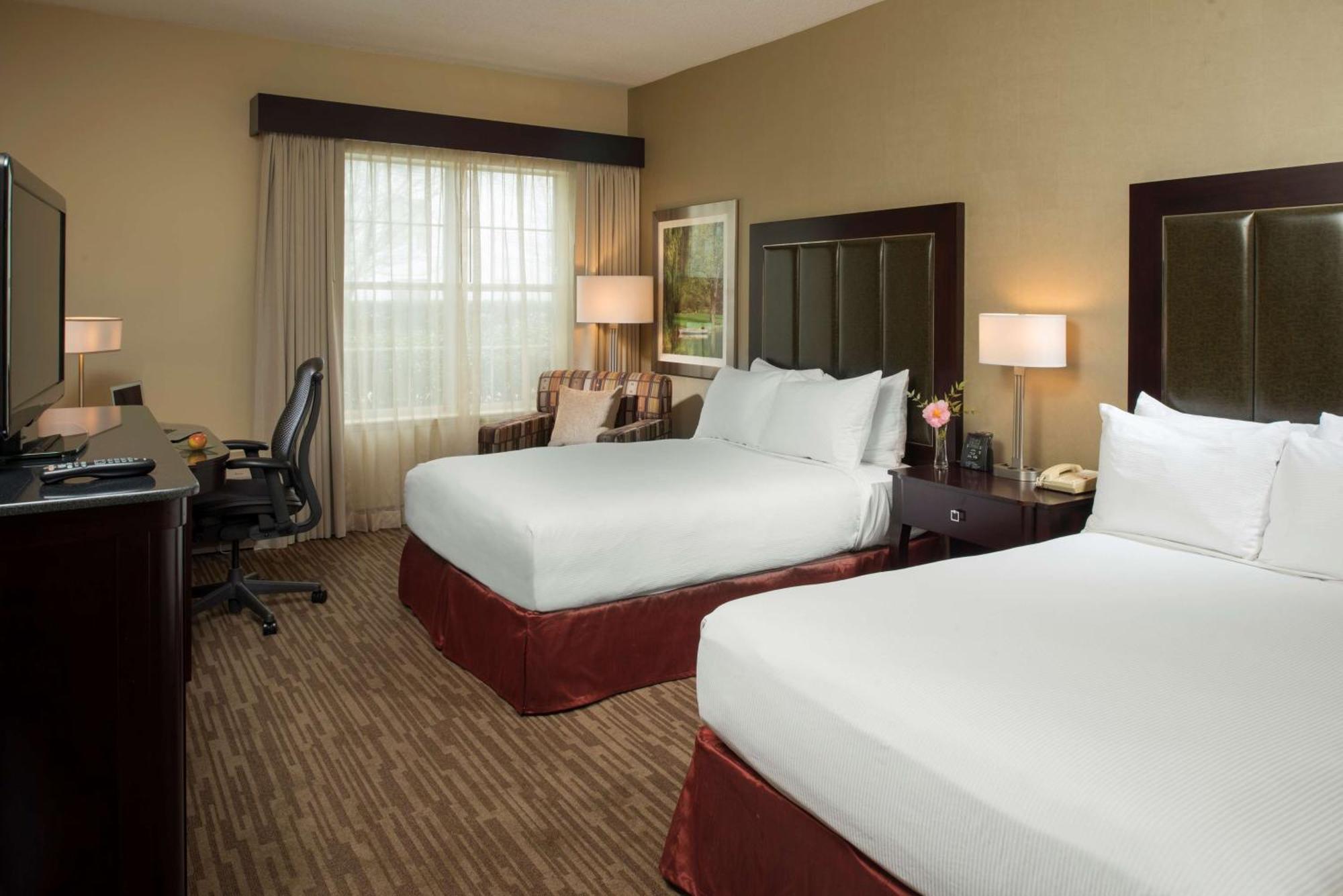 Doubletree By Hilton Raleigh Durham Airport At Research Triangle Park Hotel Bagian luar foto