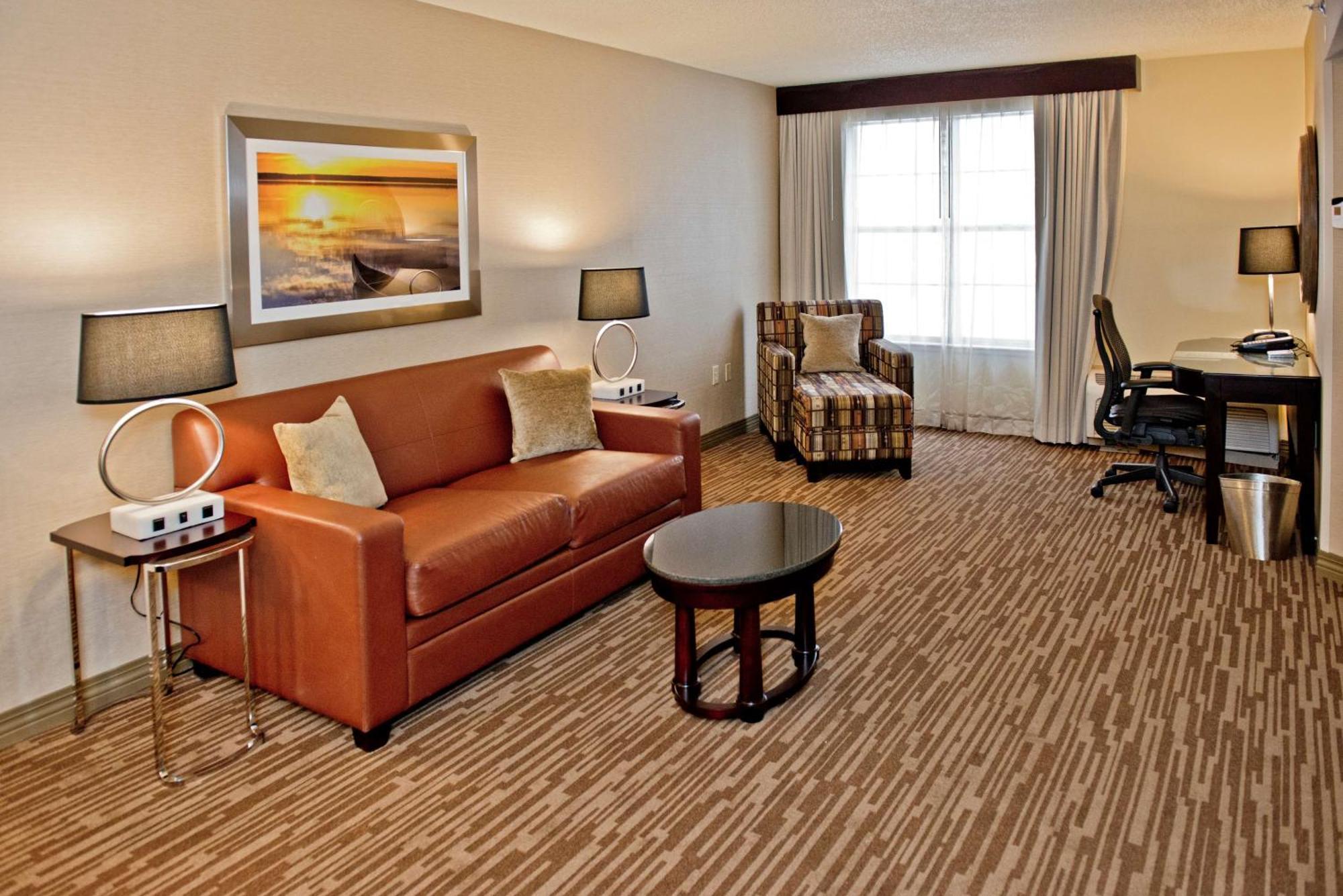 Doubletree By Hilton Raleigh Durham Airport At Research Triangle Park Hotel Bagian luar foto