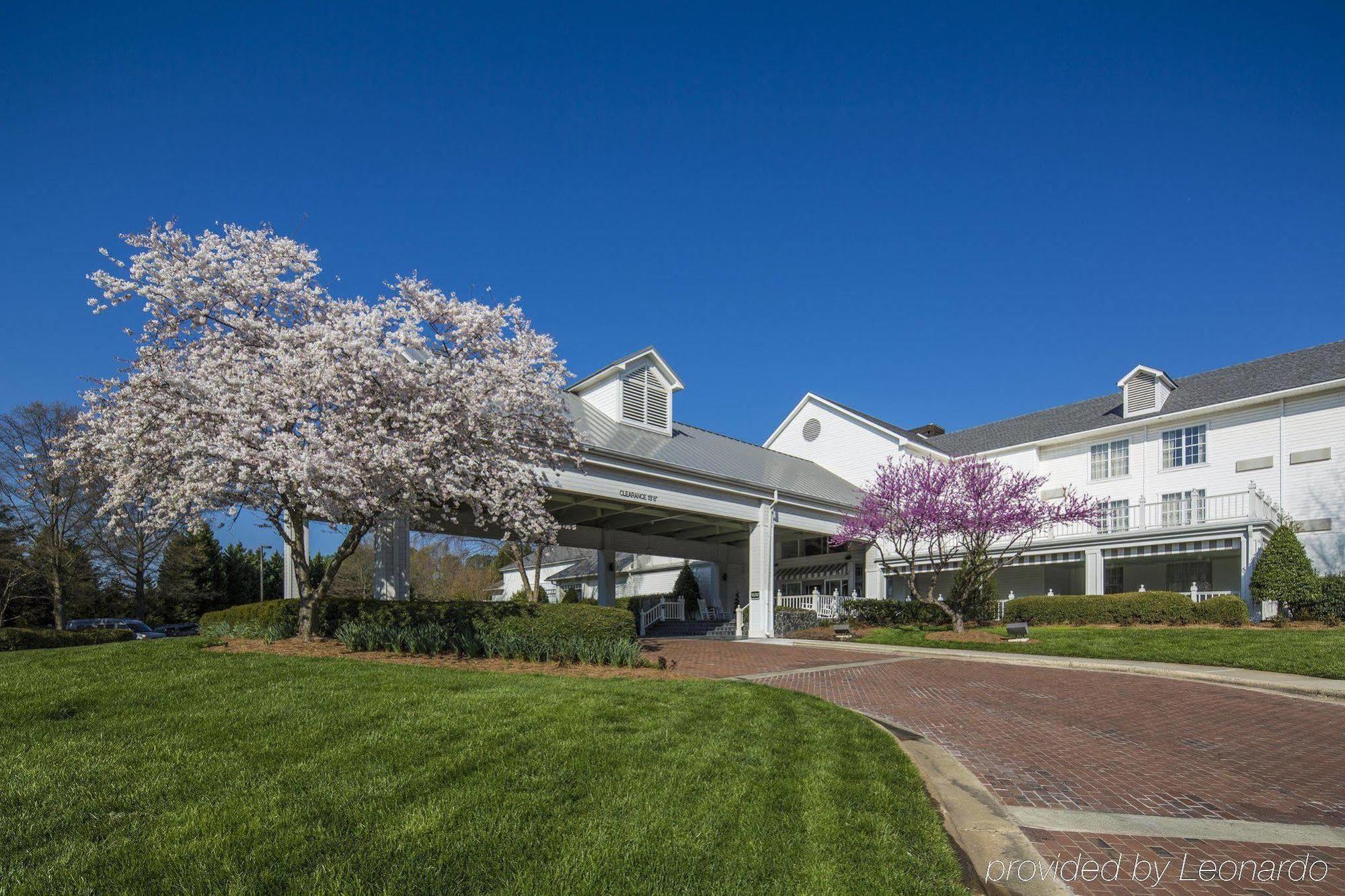 Doubletree By Hilton Raleigh Durham Airport At Research Triangle Park Hotel Bagian luar foto