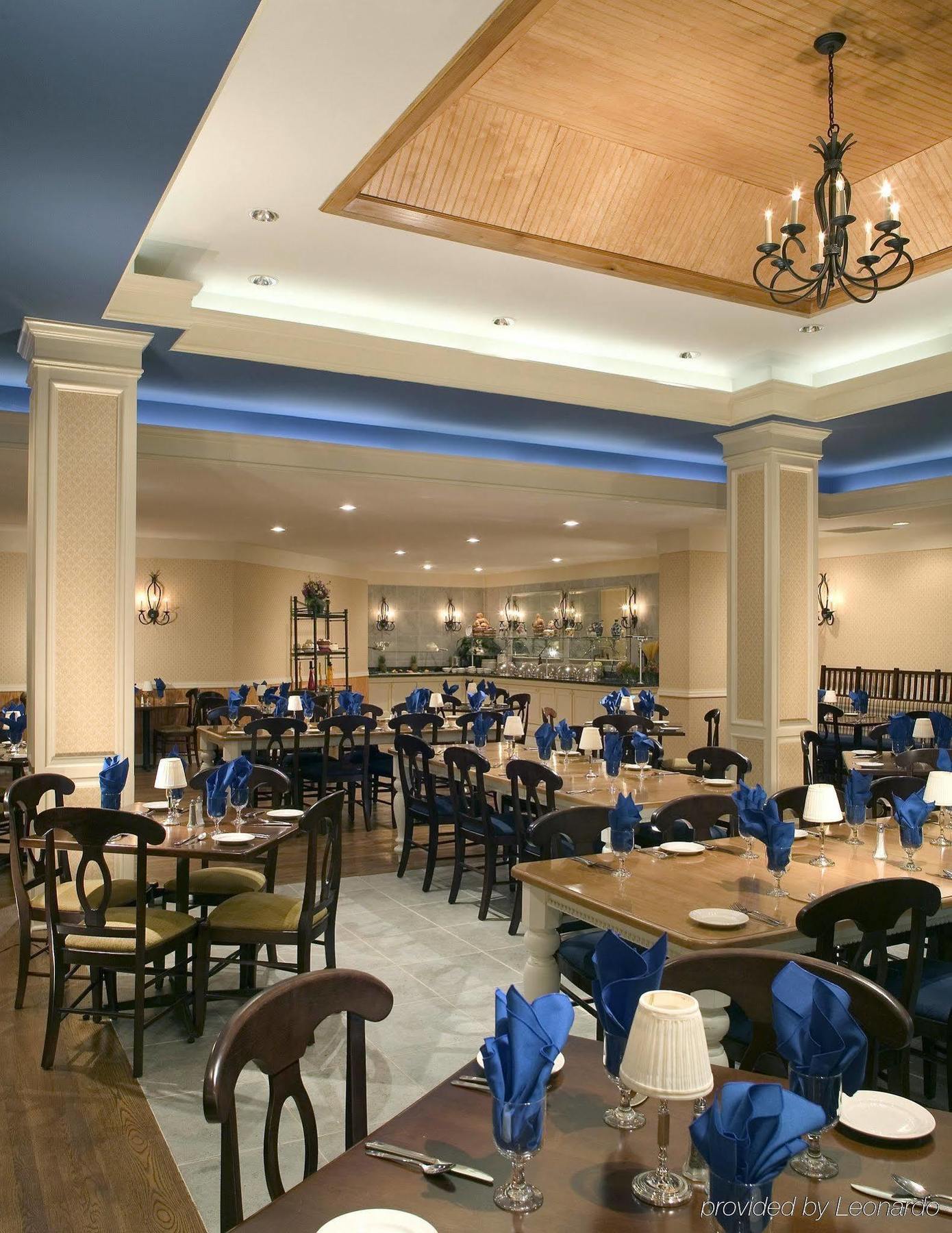 Doubletree By Hilton Raleigh Durham Airport At Research Triangle Park Hotel Restoran foto