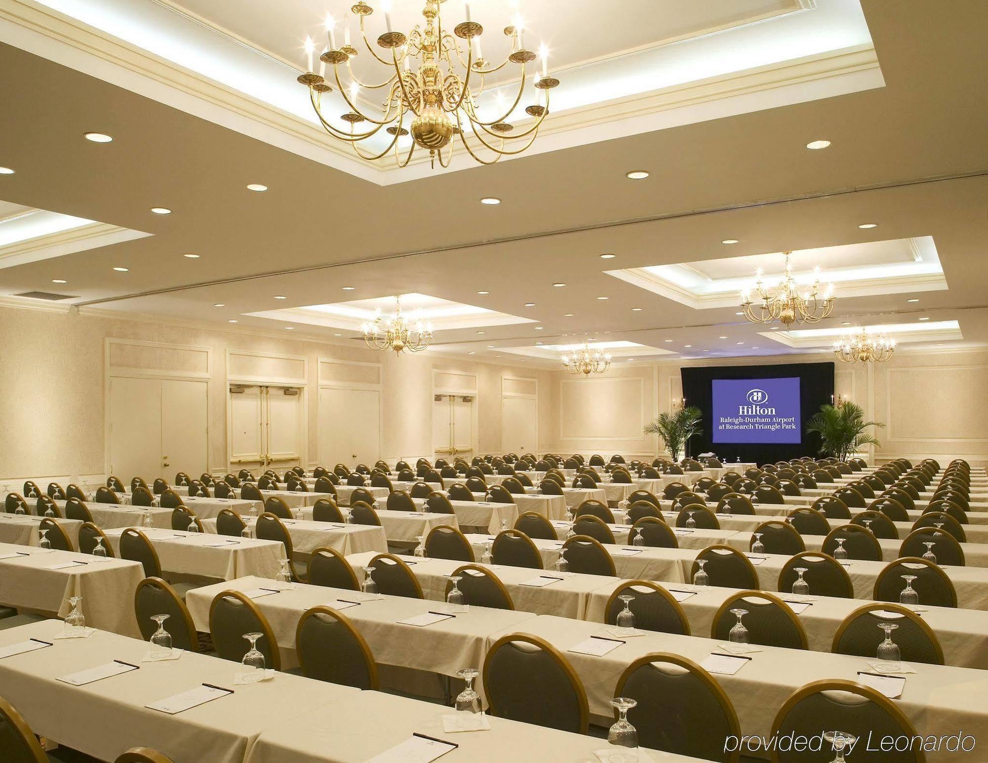 Doubletree By Hilton Raleigh Durham Airport At Research Triangle Park Hotel Fasilitas foto