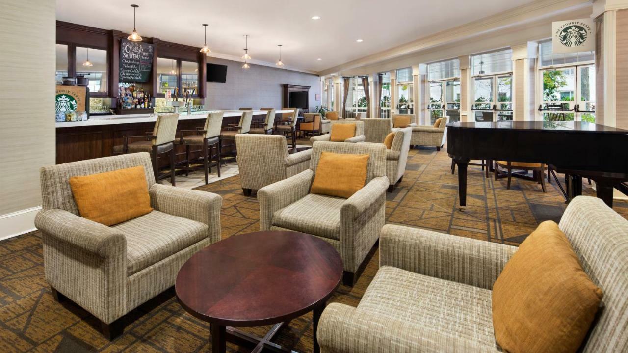 Doubletree By Hilton Raleigh Durham Airport At Research Triangle Park Hotel Bagian luar foto